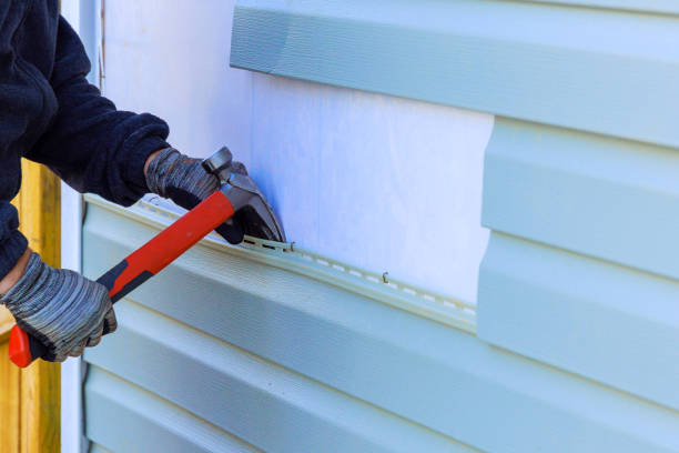 Reliable Siding Repair contractor in Johnstown, NY by Creative Siding